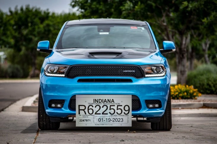 Modelo de ejemplo de placas temporales en Indiana