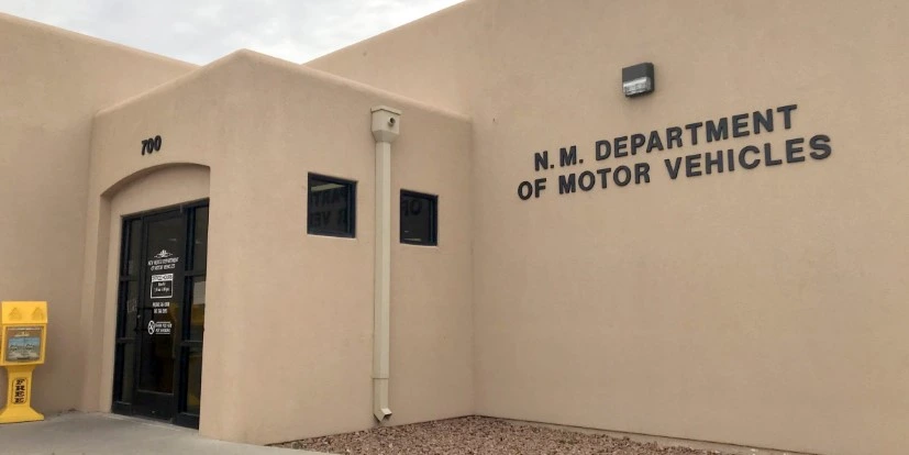 Tramitar placas temporales en New Mexico